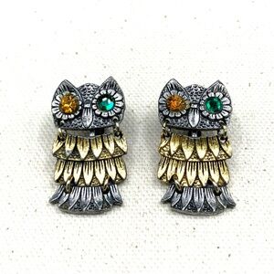 Vintage Celebrity Jointed Owl Clip Earrings